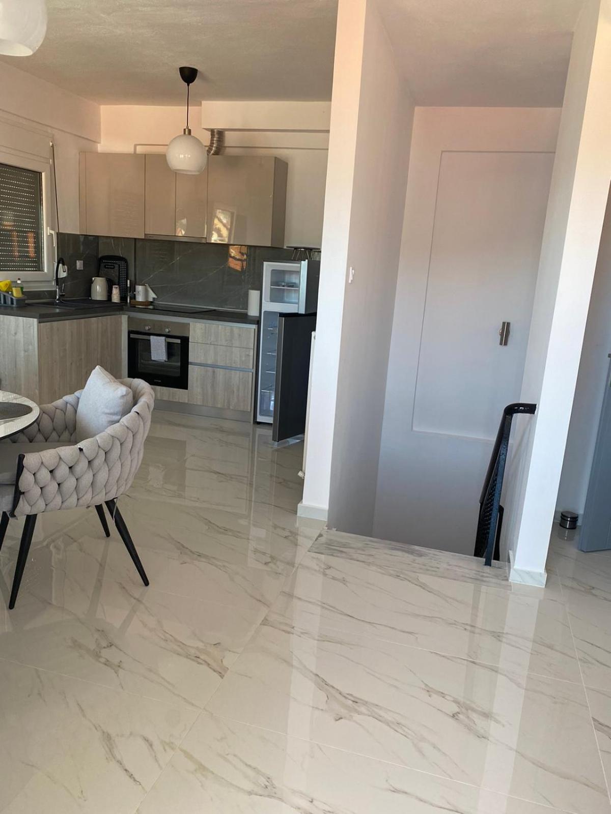 Ellis-Suites Nea Peramos Kavala Екстериор снимка