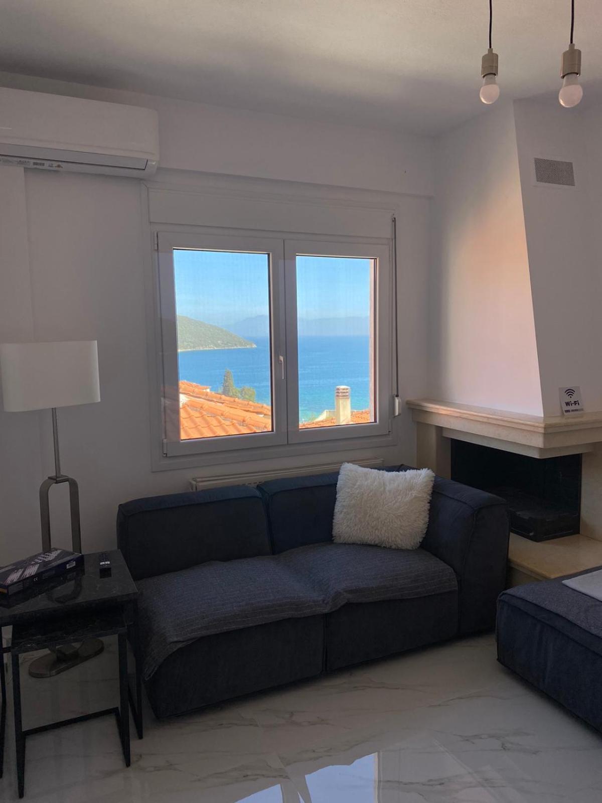 Ellis-Suites Nea Peramos Kavala Екстериор снимка